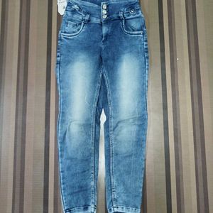 Z-21 Size 28 Slim Fit Women Denim Jeans