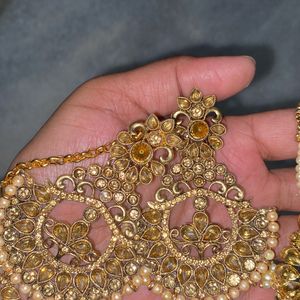 Earrings And Tikka Set