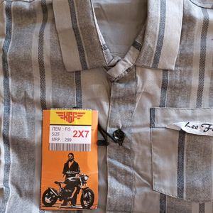 2 To 16 Year's Boys Regular Fit F/s Shirt.