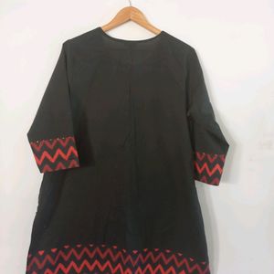 Black Kurtha (Women's)