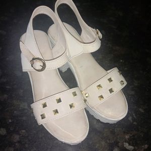 White Wedges