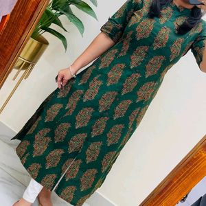 A-line Pure Cotton Kurti With Pocket