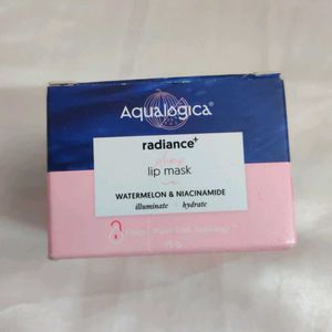 Aqualogica Radiance+ Plump Lip Mask