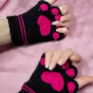 Crochet Catpaw Fingerless Gloves