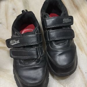 Unisex Bata Black Shoes