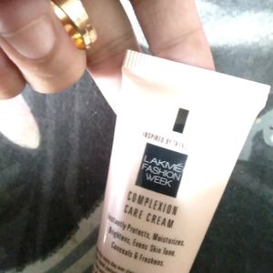 Lakme Cc Cream Or Ring