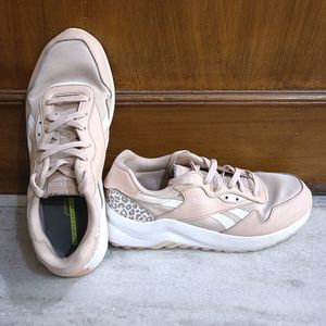 Pink Reebok Shoes