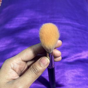 Pac Contour Brush