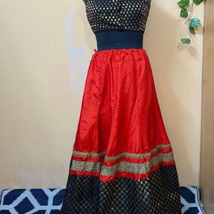 Beautiful Red Sil Lehnga Choli