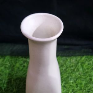 Chimini Bottel Vase.....