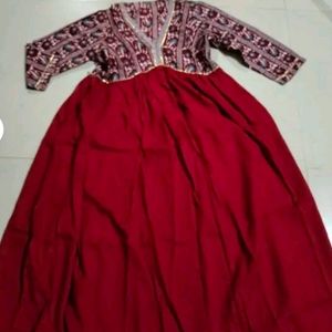 Red Kurti