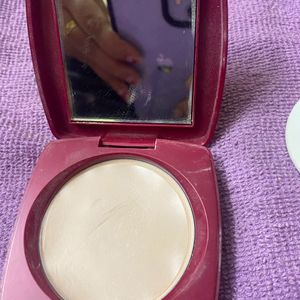 Lakme Compact Powder