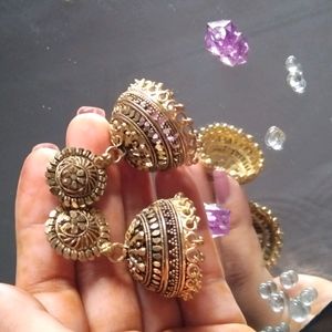 Golden Heavy Jhumka