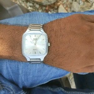 unisex premium finish watch