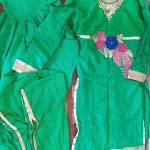 Beautiful Salwar Kurti With Dupatta 💚