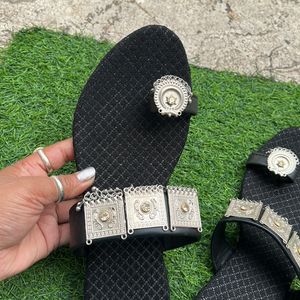 Flat Sandal