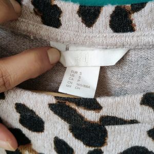 H&M Animal Print Sweater in S