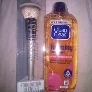 Combo Of Face Wash And Brush