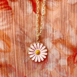 Flower Neckchain🌼