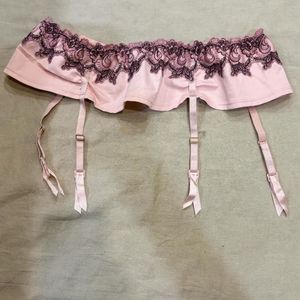 Garter Belt 4