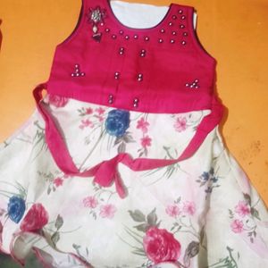 We sell small children's clothes, our shop is