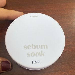 ETUDE Sebum Soak Pact (23AD)