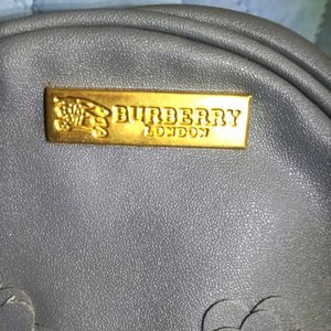 BURBERRY LONDON slingbag