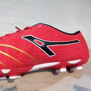 Red-Golden Football Shoes Anza Spiral UK 7/IND 6