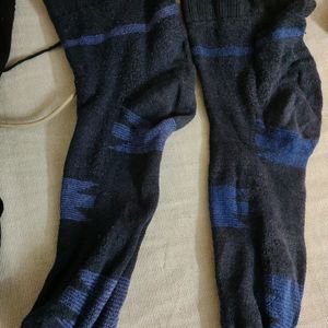 4 Pair Socks