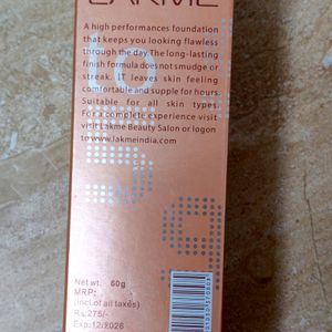 Lakme 9 To 5 Flowless Foundation