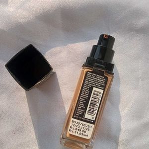 Maybelline New York Foundation Shade No.230