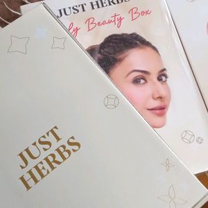 Beauty Box Price Drop! From Just Herbs!