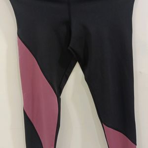 Black Active Wear Leggings (Woman)