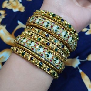 Metal Bangles Set