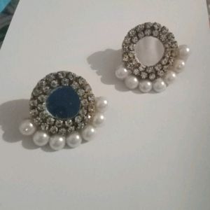 Earing Studs Beads