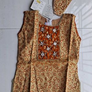 Salwar Suit For Girls