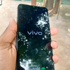 Vivo V11