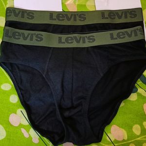 Brand new Pair Of Levis Brief Size L(90-95cm)