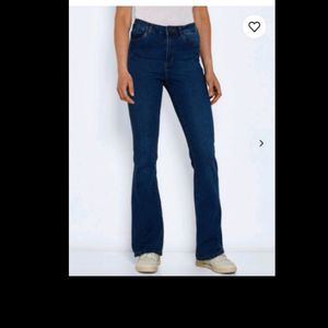 Noisy May "Sallie" Jeans- Bootcut/Flared