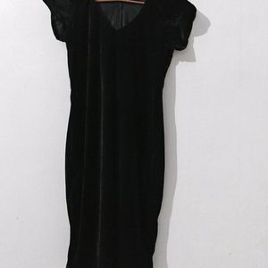 Velvet Black Sexy Partywear Dress 👗