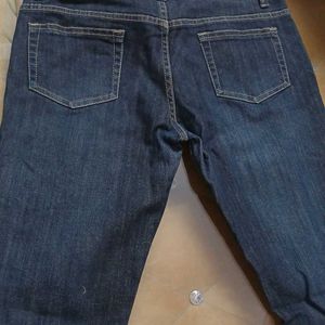 It's a Low Waist Blue Colored Women's  Denim