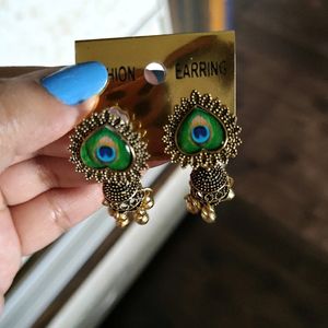 Peacock Earing Tops