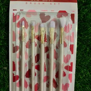 Nu Bae Eye Love Brush Set