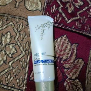 Ozone D-Tan Facial Cleanser