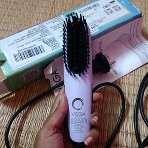 Vega Mini Straightening Brush