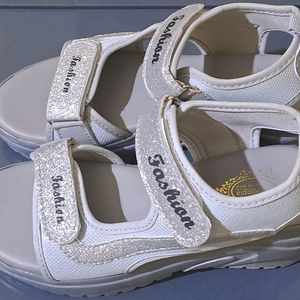 Shoetopia Comfortable & Sporty Grey Sandals