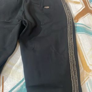 Black Jeggins Wid Side Work  For Girls