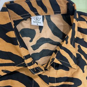 Animal Print crepe shirt