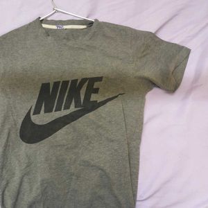 Nike Print Tshirt