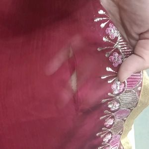 Only 1 Flaw Otherwise Most Heaviest Saree For Wome